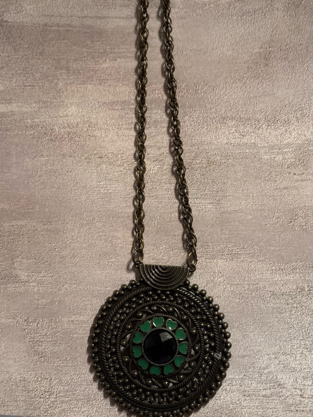 Green and Black Circular Medallion Pendant Necklace